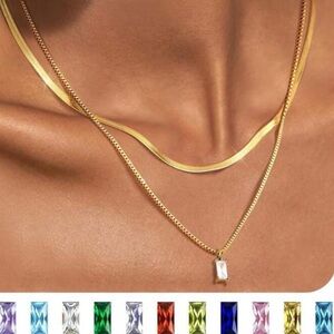 Elegant 14K Gold Necklace Set with Gemstone Pendant